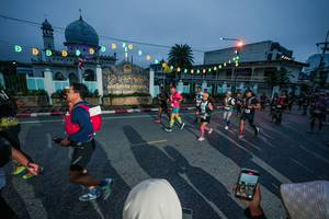 BIB: 
                            <button type="button" onclick="openModal(26232901)" class="btn btn-primary btn-sm float-right btn-popup" data-toggle="modal" data-target=".modal-high-quality">
                        <i class="fas fa-shopping-cart"></i> Add to Cart
                    </button>
                                            <button type="button" onclick="isThisMe(26232901, true)" class="btn btn-success btn-sm float-right btn-popup btn-isme hidden" data-toggle="tooltip" data-placement="bottom" title="นี่คือรูปของคุณใช่ไหม คลิกที่นี่เพื่อเอาเข้าอัลบั้ม">
                        <i class="fas fa-plus"></i> Add to album
                    </button>
                    <button type="button" onclick="isThisMe(26232901, false)" class="btn btn-warning btn-sm float-right btn-popup btn-isnotme hidden">
                        <i class="fas fa-ban"></i> Remove from album
                    </button>